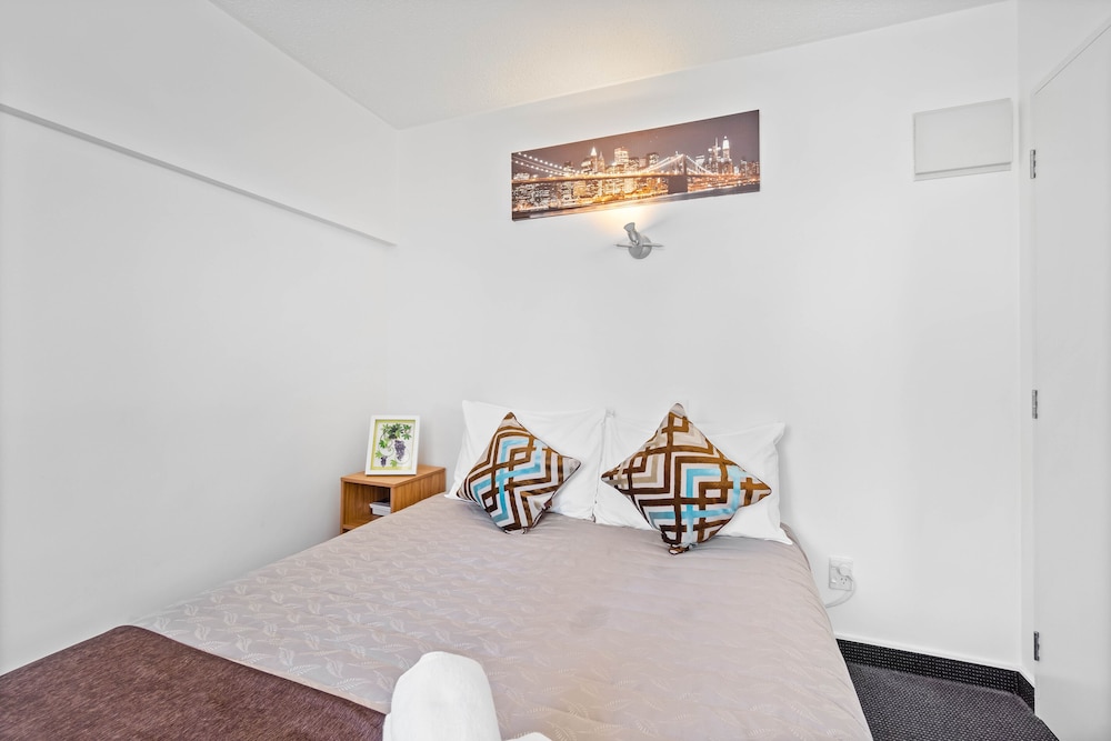 Standard Suite, 1 Bedroom, Non Smoking, Kitchenette photo 3