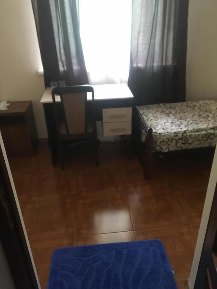 Twin Room, Private Bathroom photo 2