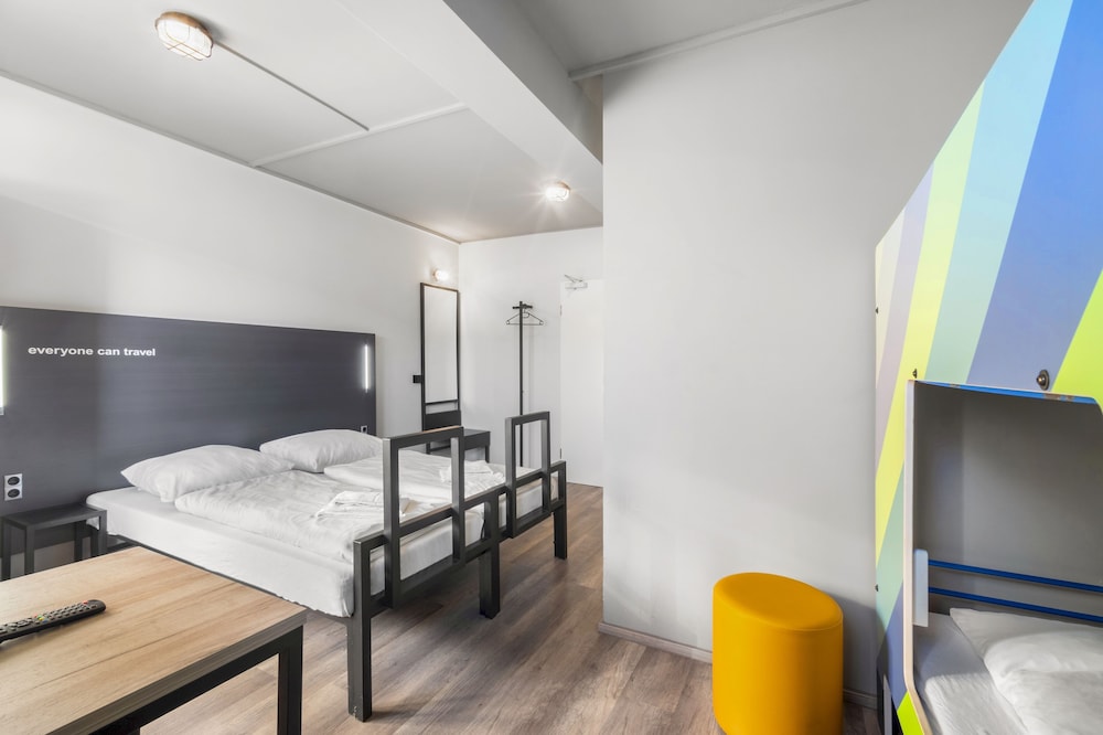 Quadruple Room - Photo 3
