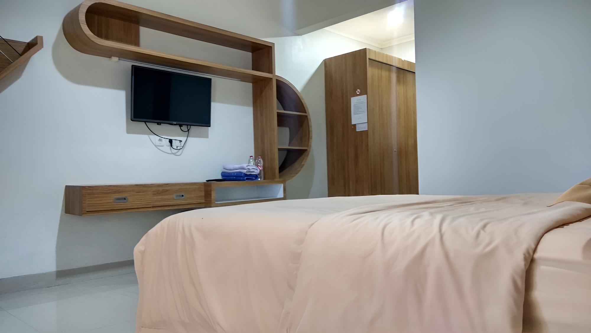 Standard Twin Room photo 3