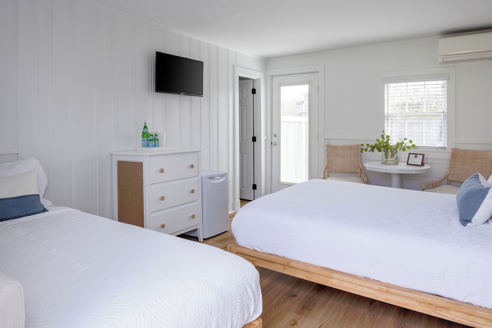 Triple Room, Multiple Beds, Courtyard View, Ground Floor