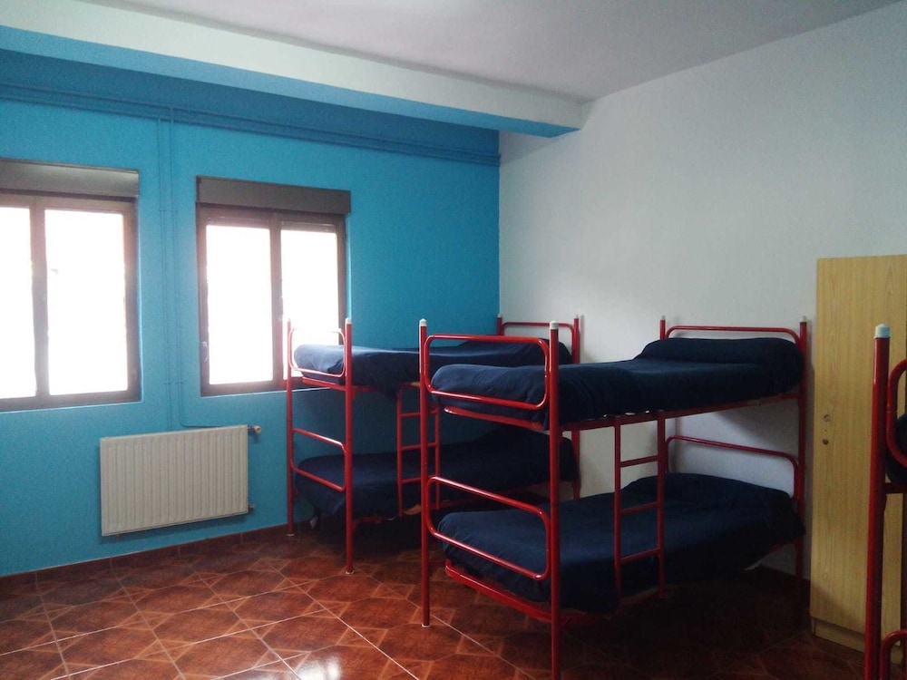 Shared Dormitory, Shared Bathroom (1 Bed In A 6-Bed Dormitory Room)
