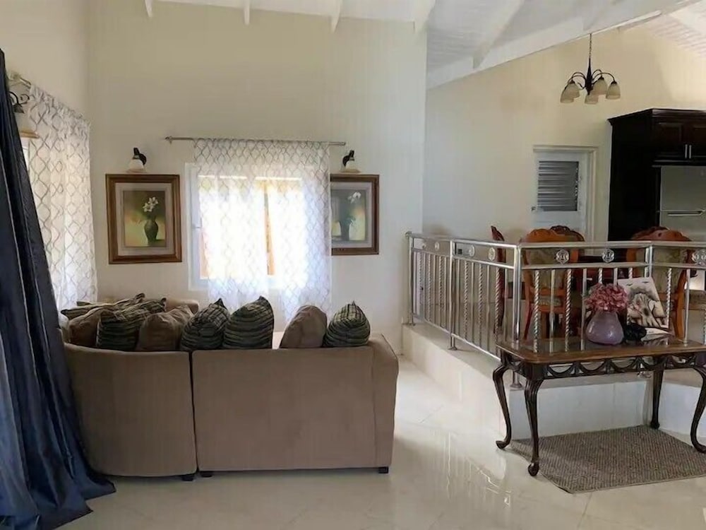 Family Apartment, 1 Bedroom photo 3