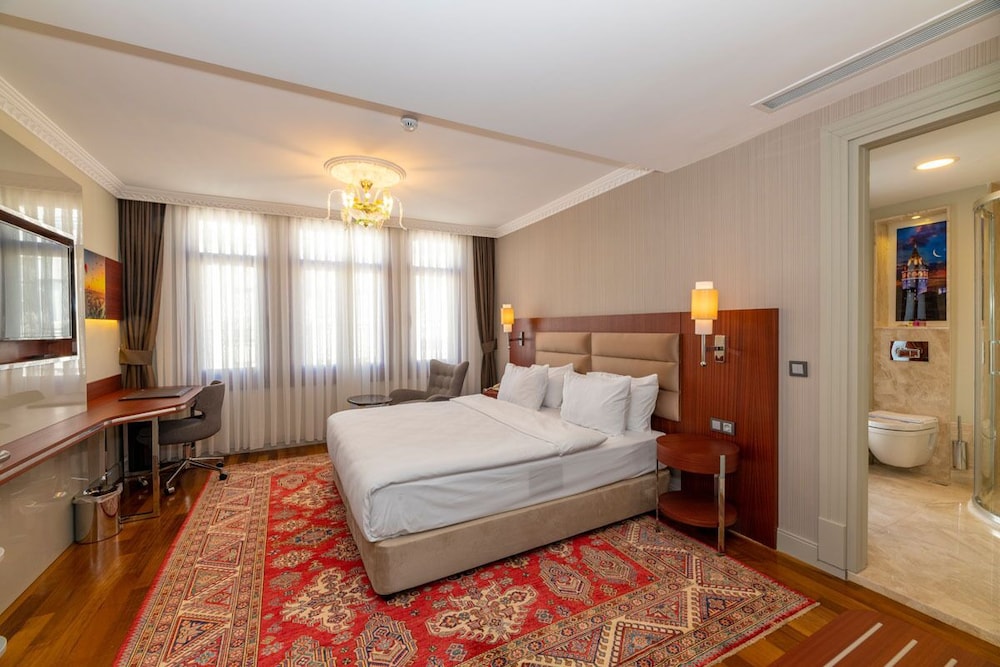 Deluxe Double Room, Balcony photo 3