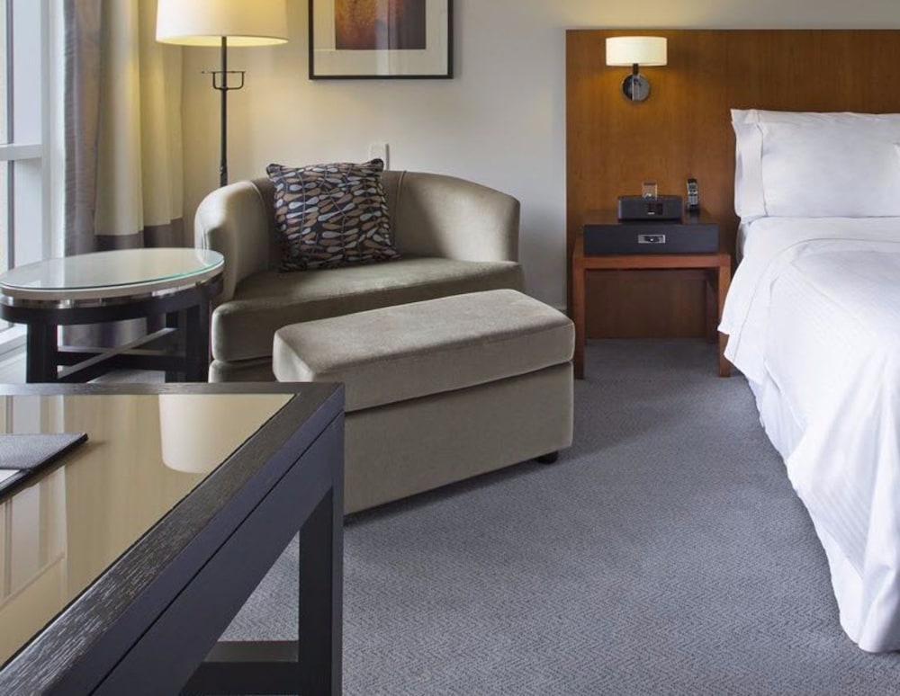 Standard Room, 1 King Bed - Photo 3