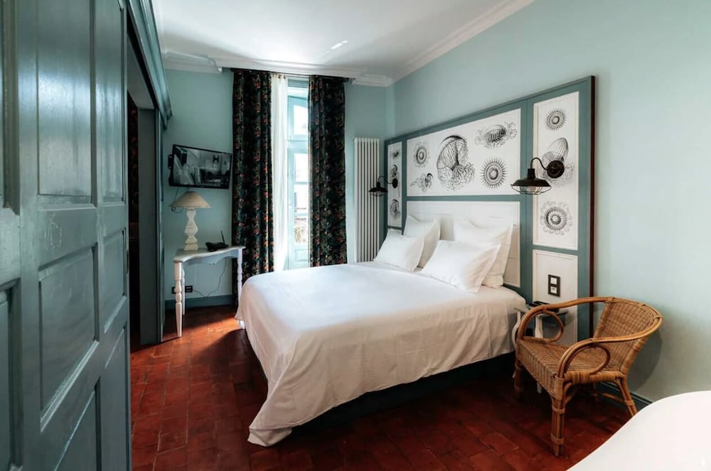 Romantic Apartment, City View