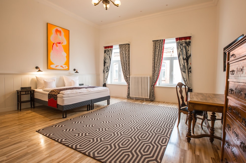Studio, 1 Queen Bed photo 1