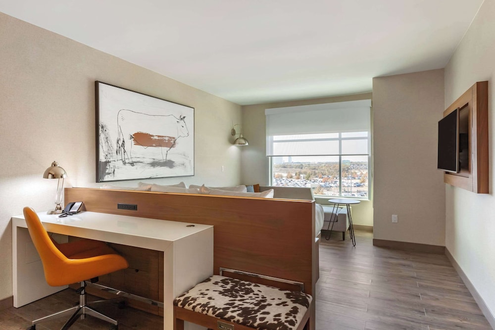Executive Room, 1 King Bed, Non Smoking - Photo 1