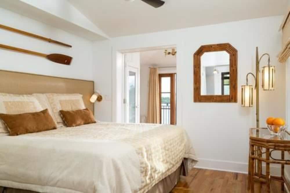 Bay Front Suite