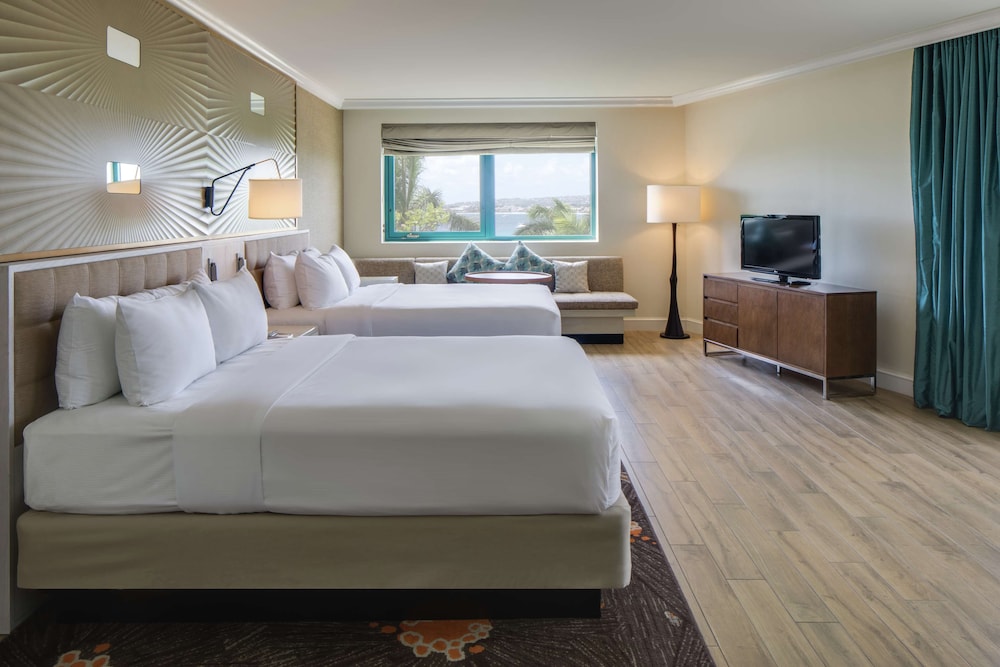 Suite, 2 Double Beds, Ocean View, Corner