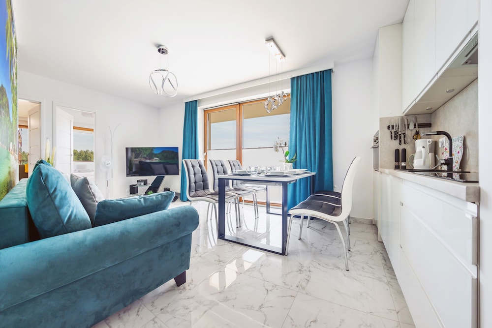 Apartment (11 A)