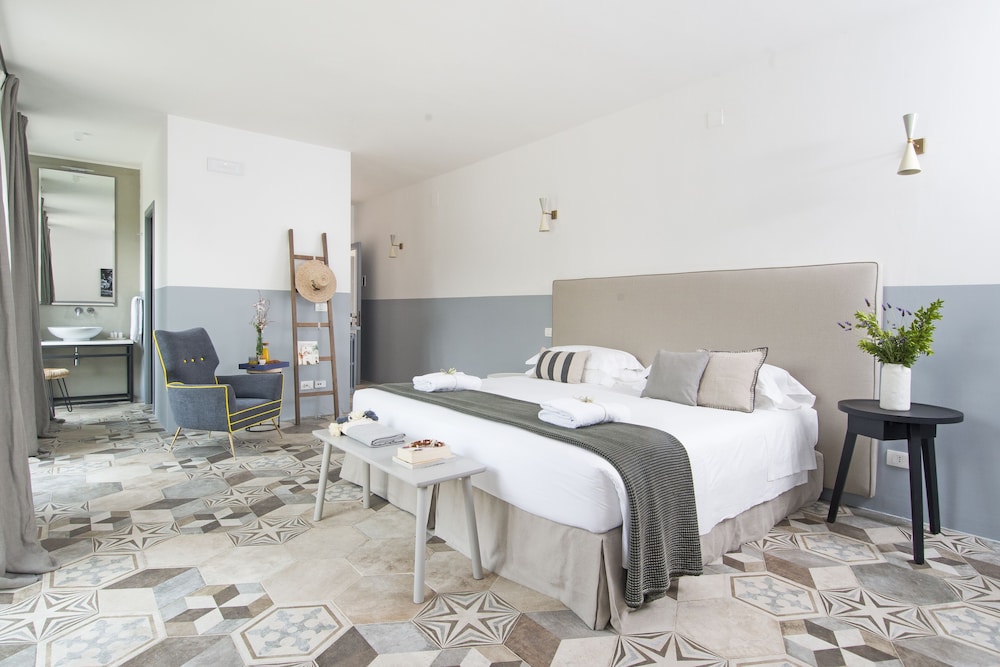 Junior Triple Room
