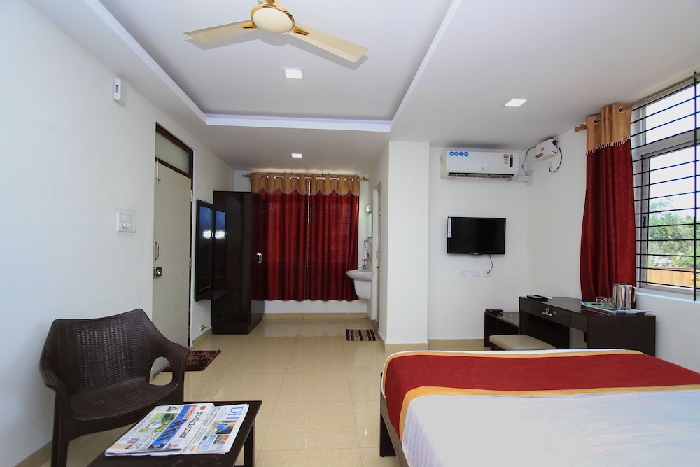 Standard Double Or Twin Room, 1 Double Bed, Private Bathroom photo 2