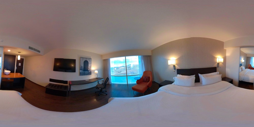 Superior Room, 1 King Bed - Photo 3