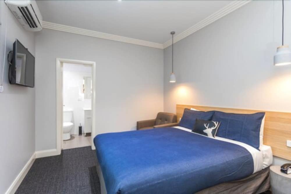 Superior Queen Room