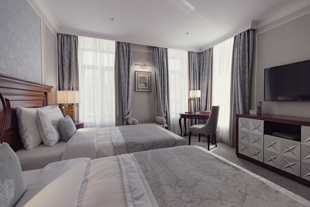 Superior Double or Twin Room photo 2