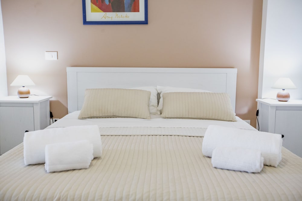 Luxury Quadruple Room, Ensuite photo 1