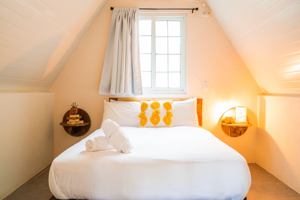 Tepee standard photo 1
