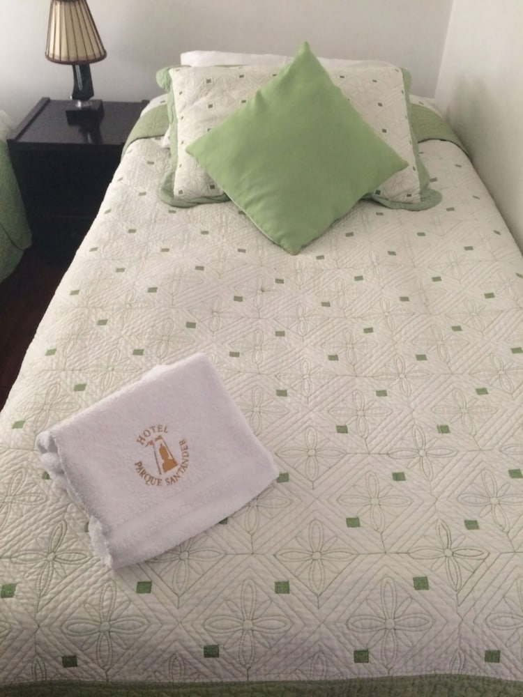 Classic Twin Room, 2 Twin Beds photo 1