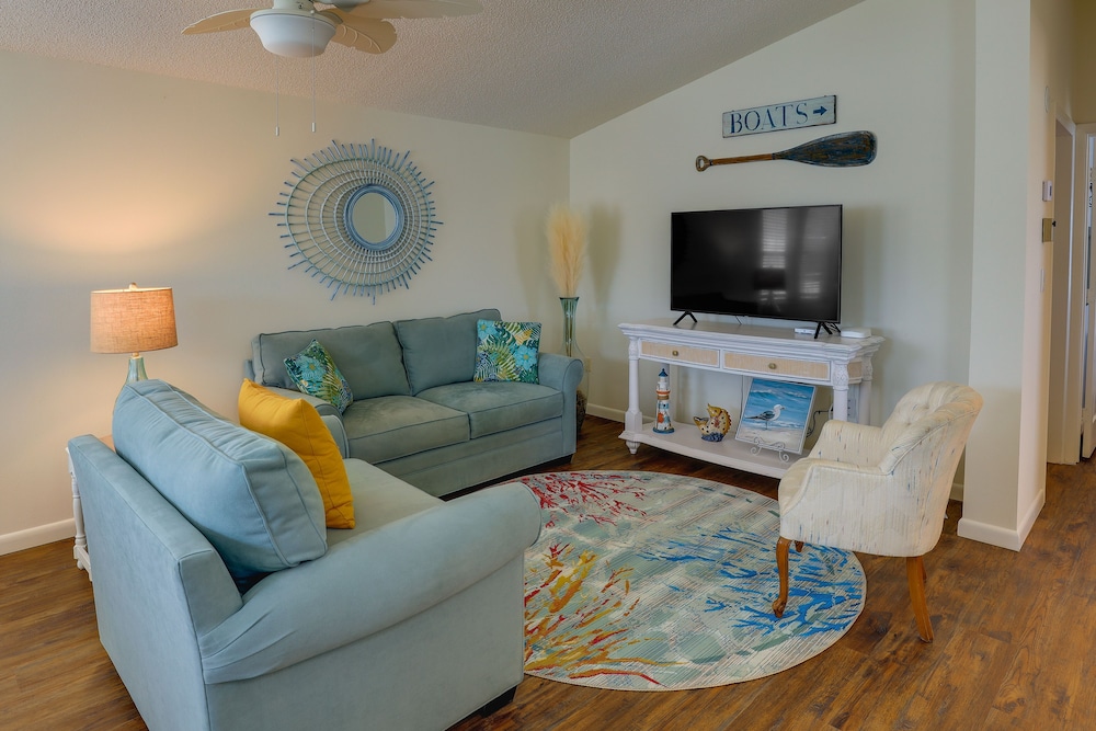 House (2 Bedrooms) photo 1