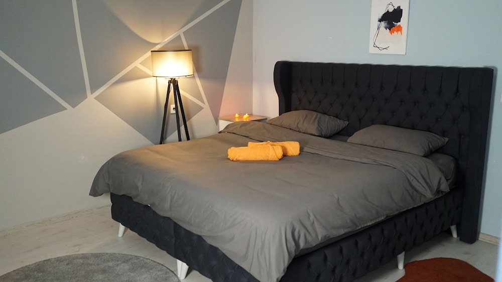 Deluxe Suite, 1 Bedroom photo 2