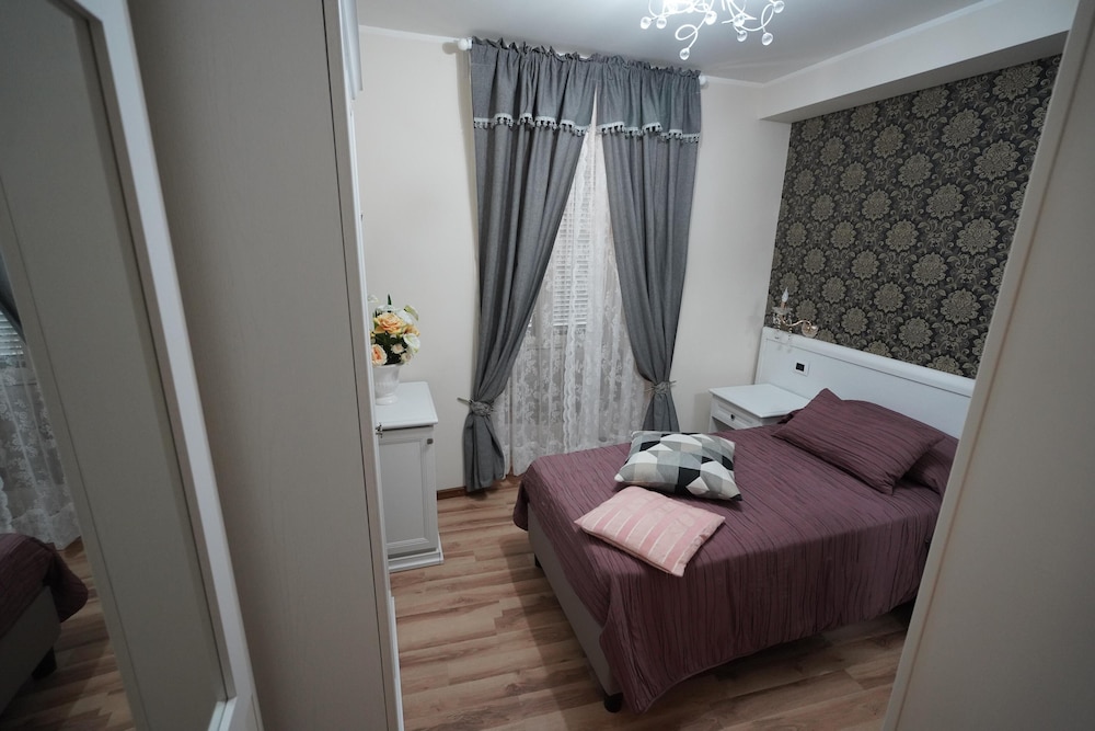 Basic Single Room photo 1
