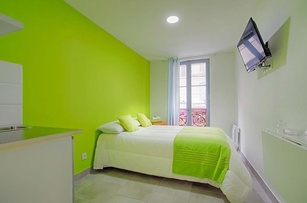 Double Room - Photo 4