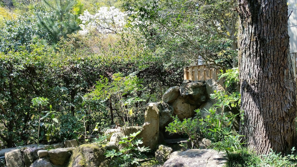Standard Twin Room, Shared Bathroom photo 3