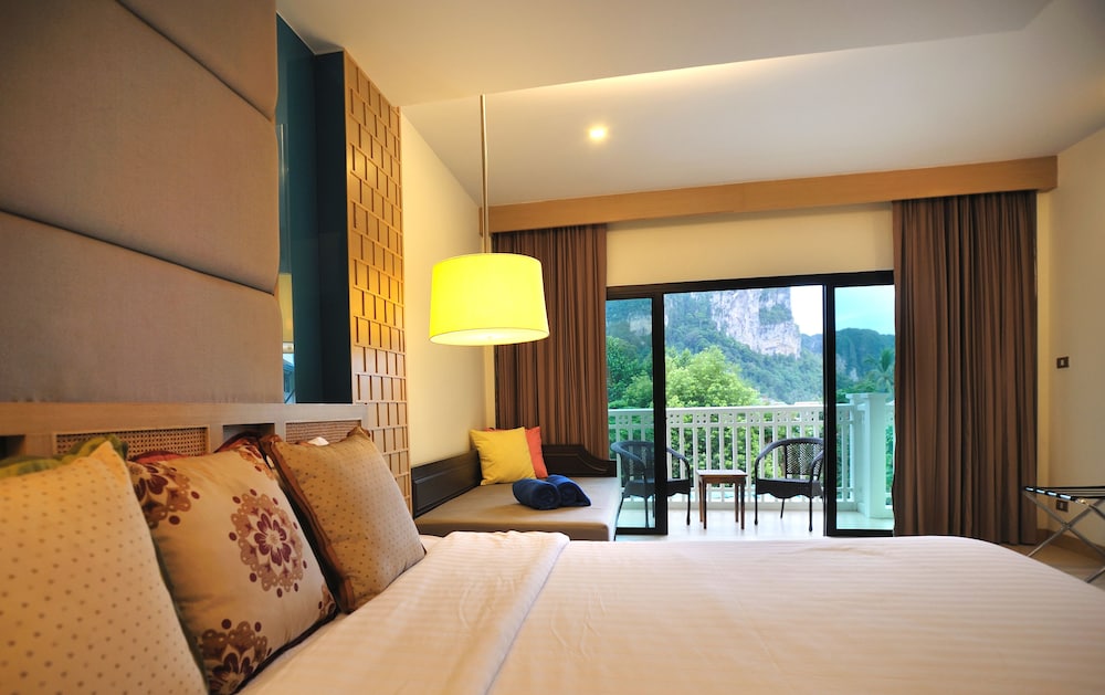 Grand Deluxe Room - Photo 4