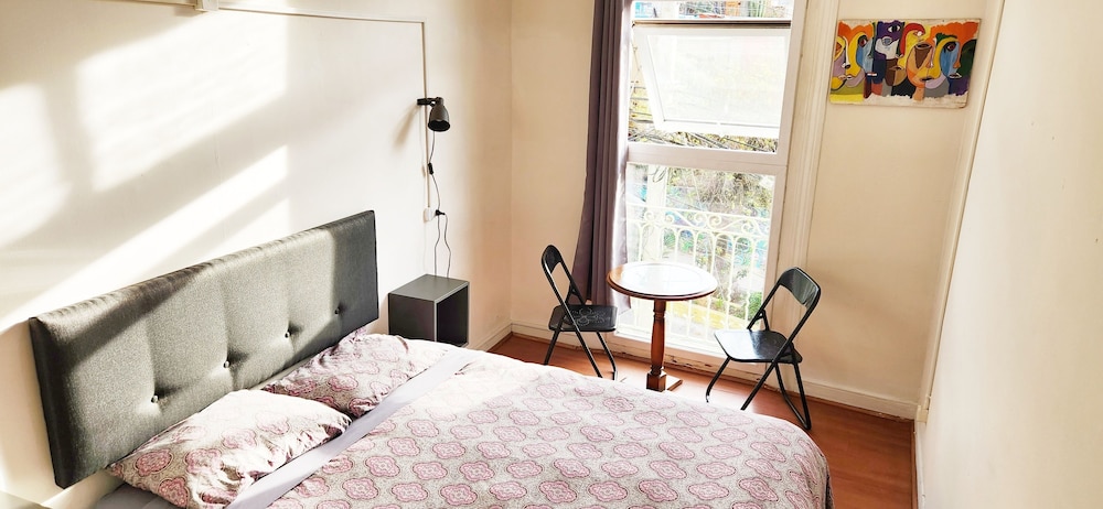 Economy Double Room, City View photo 1