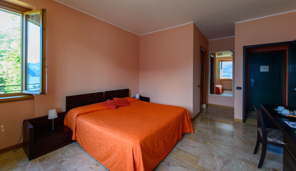 Superior Double Room, Lake View - Photo 3