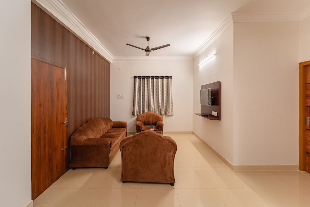 Family Apartment, Balcony