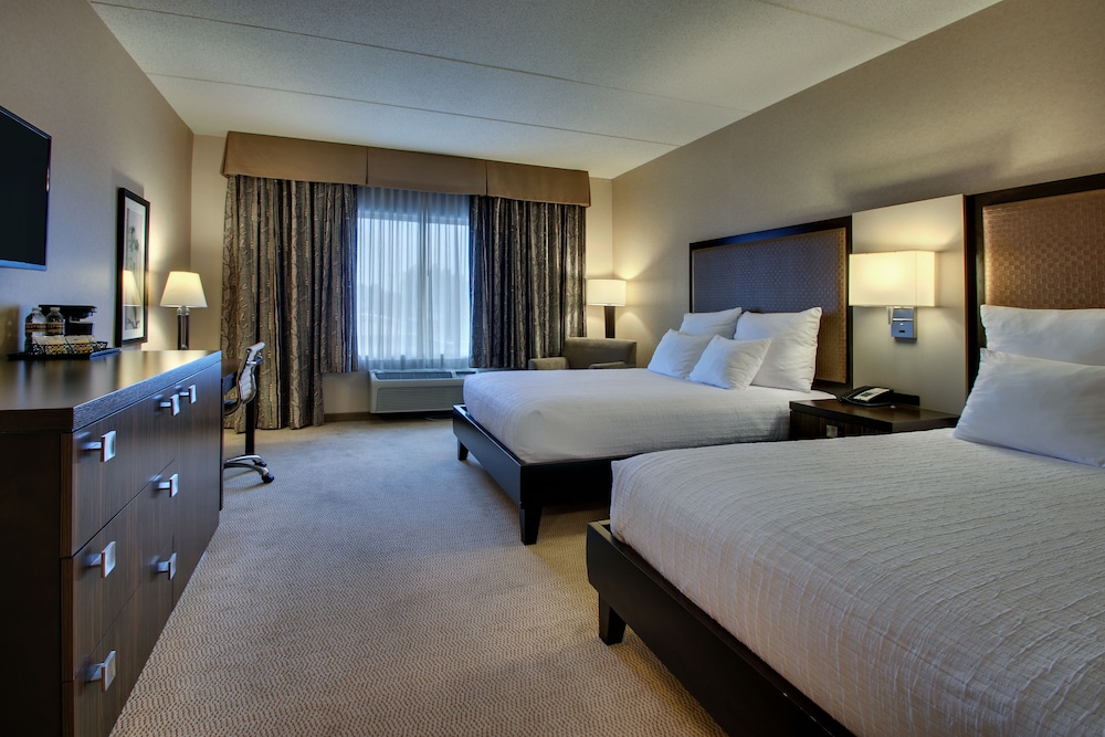 Deluxe Room, 2 Queen Beds photo 1