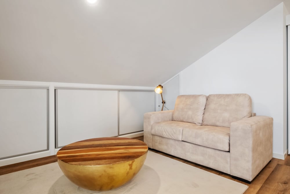 Apartment photo 2