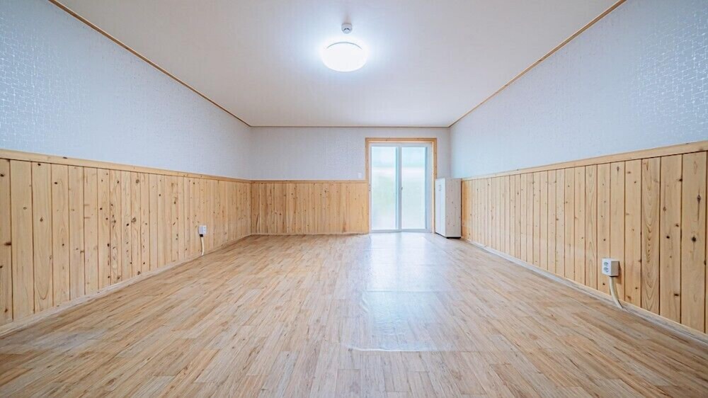 Room (Alps D) - Photo 2