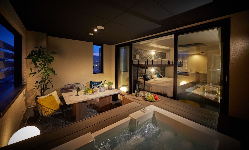 Premier Studio Suite - Photo 3