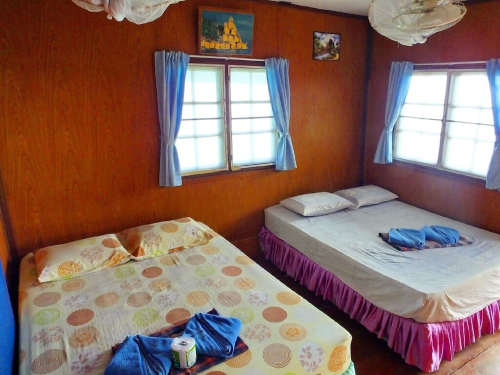 Bungalow, Sea View, 4 Paxs(Fan room) photo 3