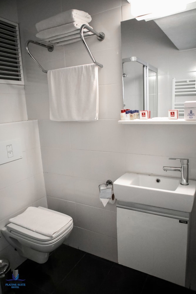 Basic Studio Suite, 1 Double Bed with Sofa bed, Non Smoking, Refrigerator photo 1