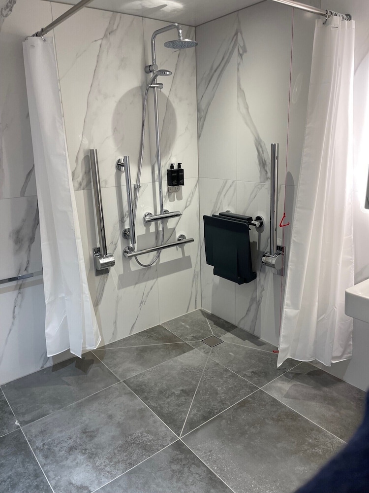 Standard Double Room, Accessible photo 2