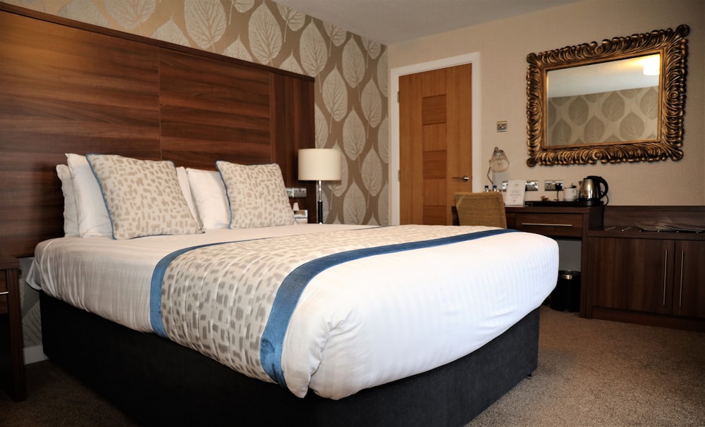 Superior Double Room, 1 King Bed, Mountain View photo 1
