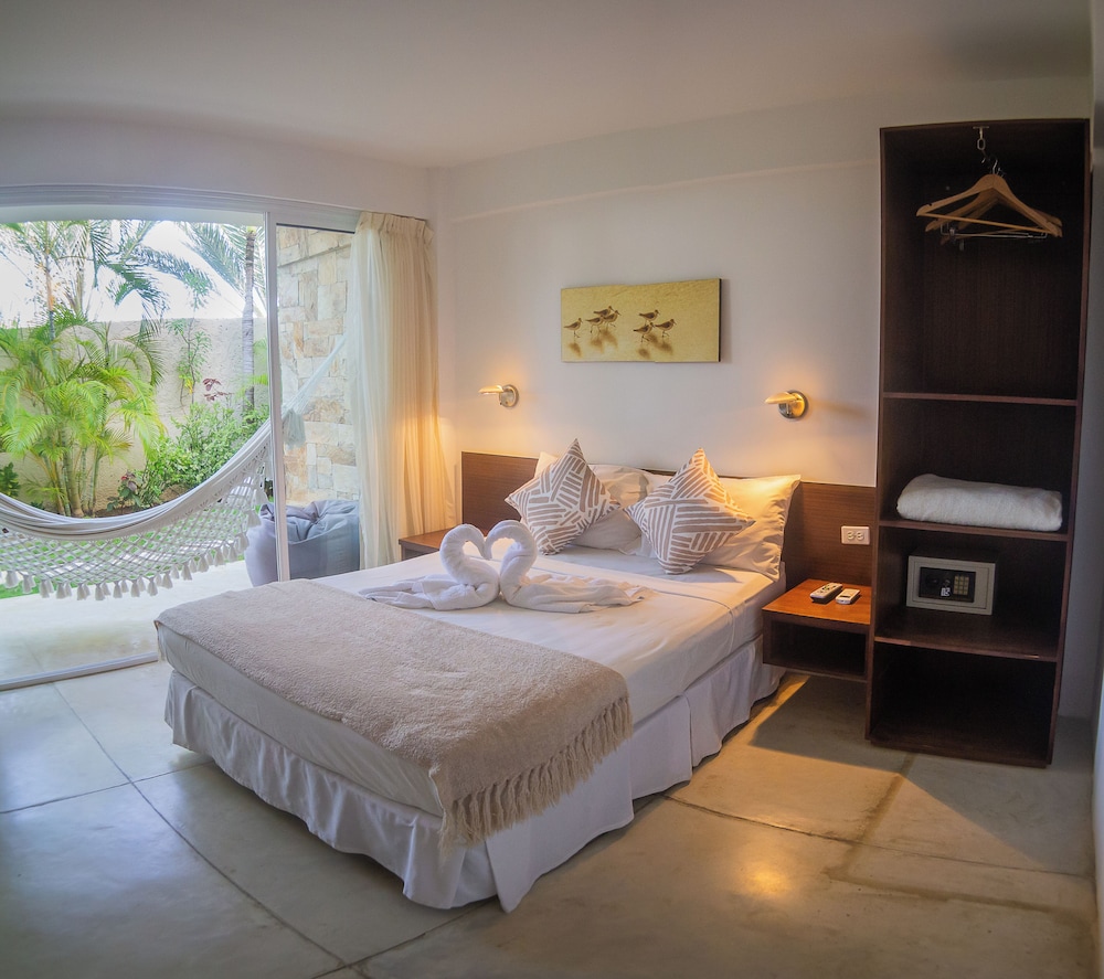 Standard Room, Garden View