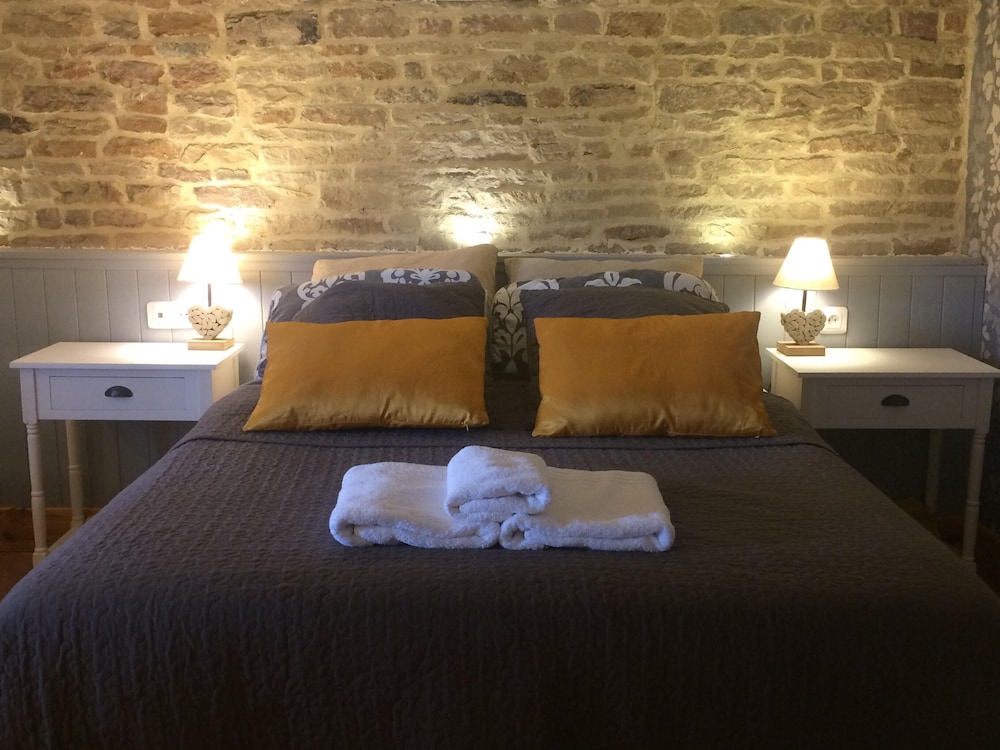 Double Room, Private Bathroom (La Cave) photo 1