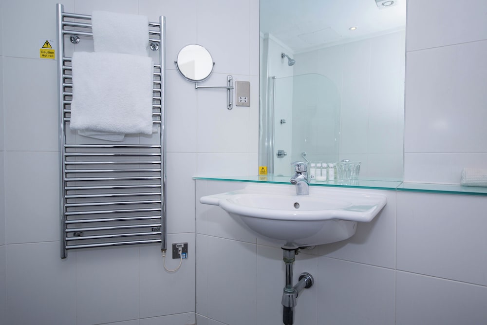 Standard Double Room - Photo 6