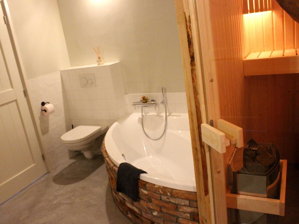 House photo 2