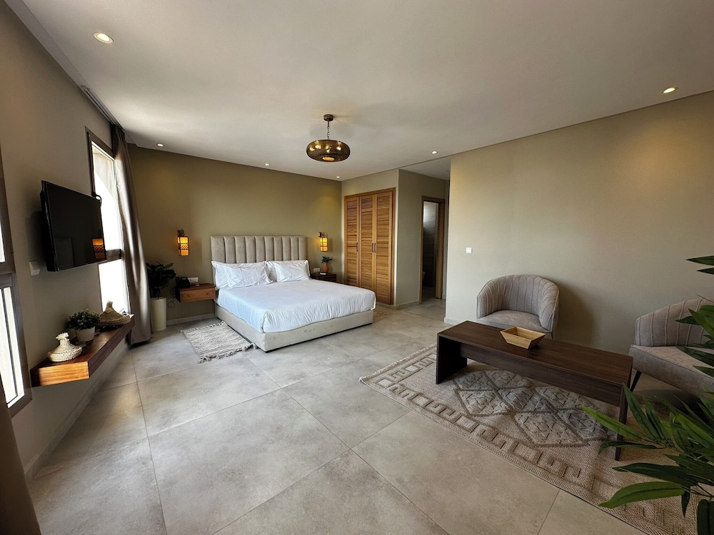 Deluxe Double Room, Pool View