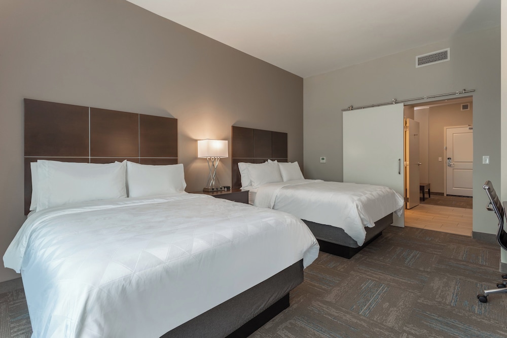Suite, 1 Bedroom, Roll-in Shower (Mobility Accessible) photo 1