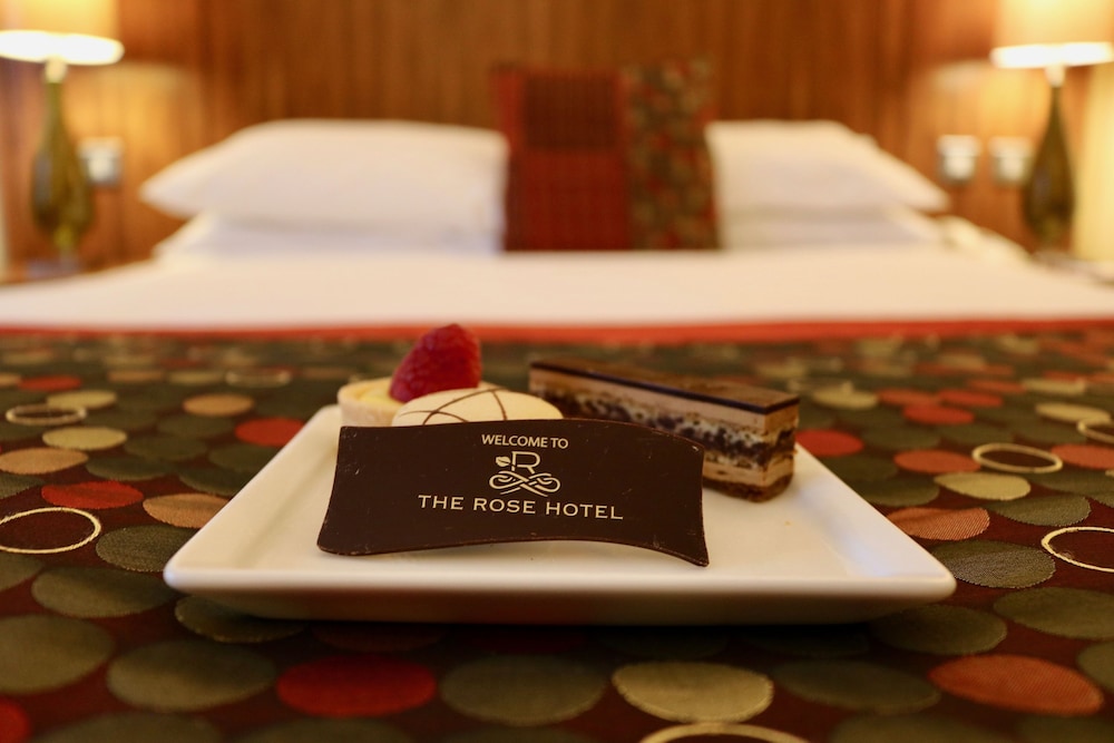 Executive Twin Room - Photo 2