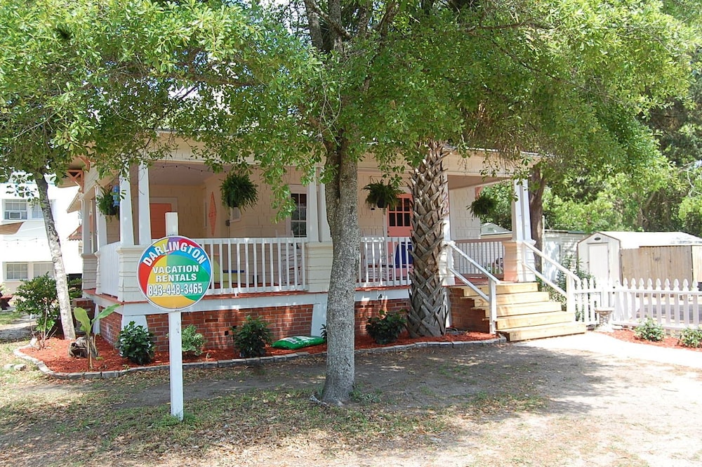 Sea Gables Cottage, 3 Bedrooms, 2 Baths and Laundry Room photo 2