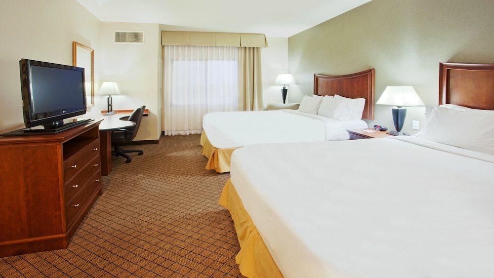 Standard Room, 2 Queen Beds, Accessible, Non Smoking (Communications Accessible) - Photo 1