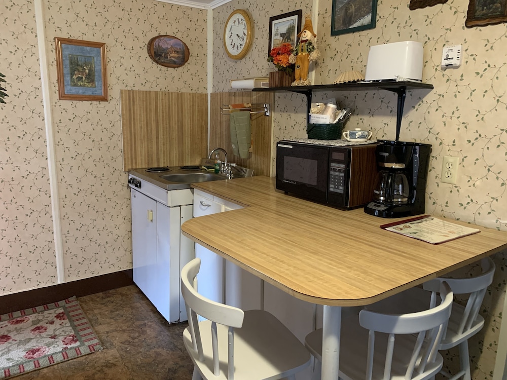 Duplex (The Family - Cottage # 7) photo 3